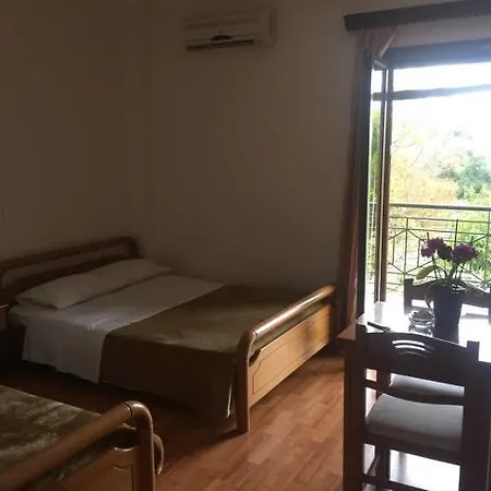 Melivoia Hotel Khora